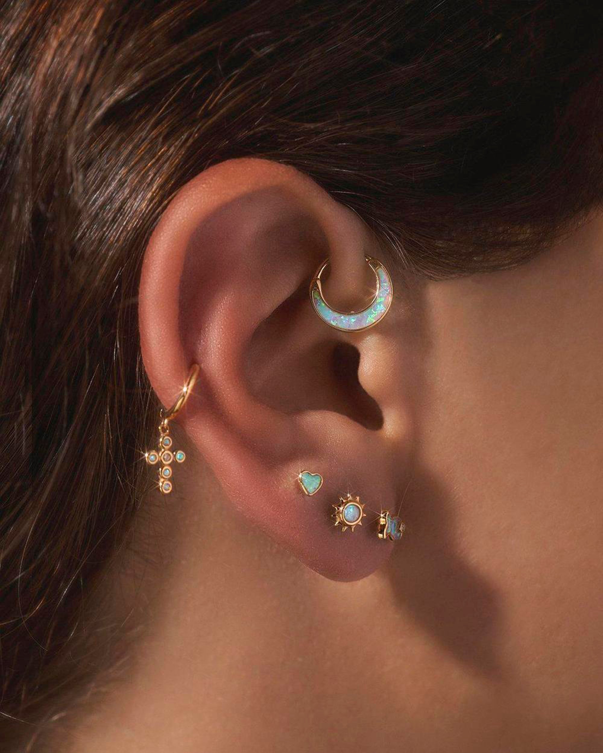 Single Clicker Opal Earring