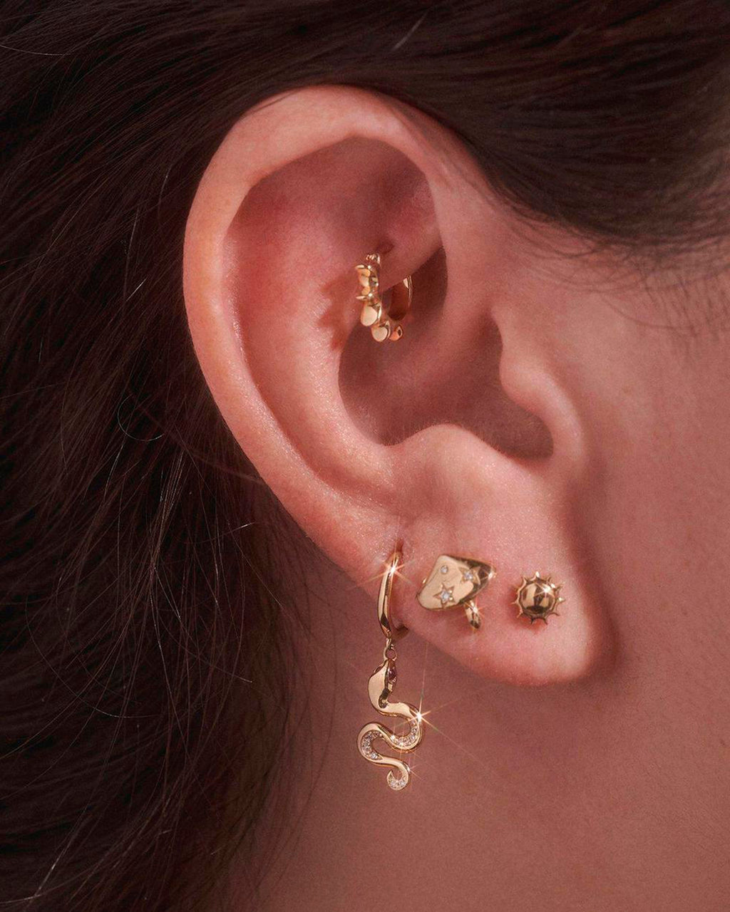Sun 14K Gold Single Hoop Earring