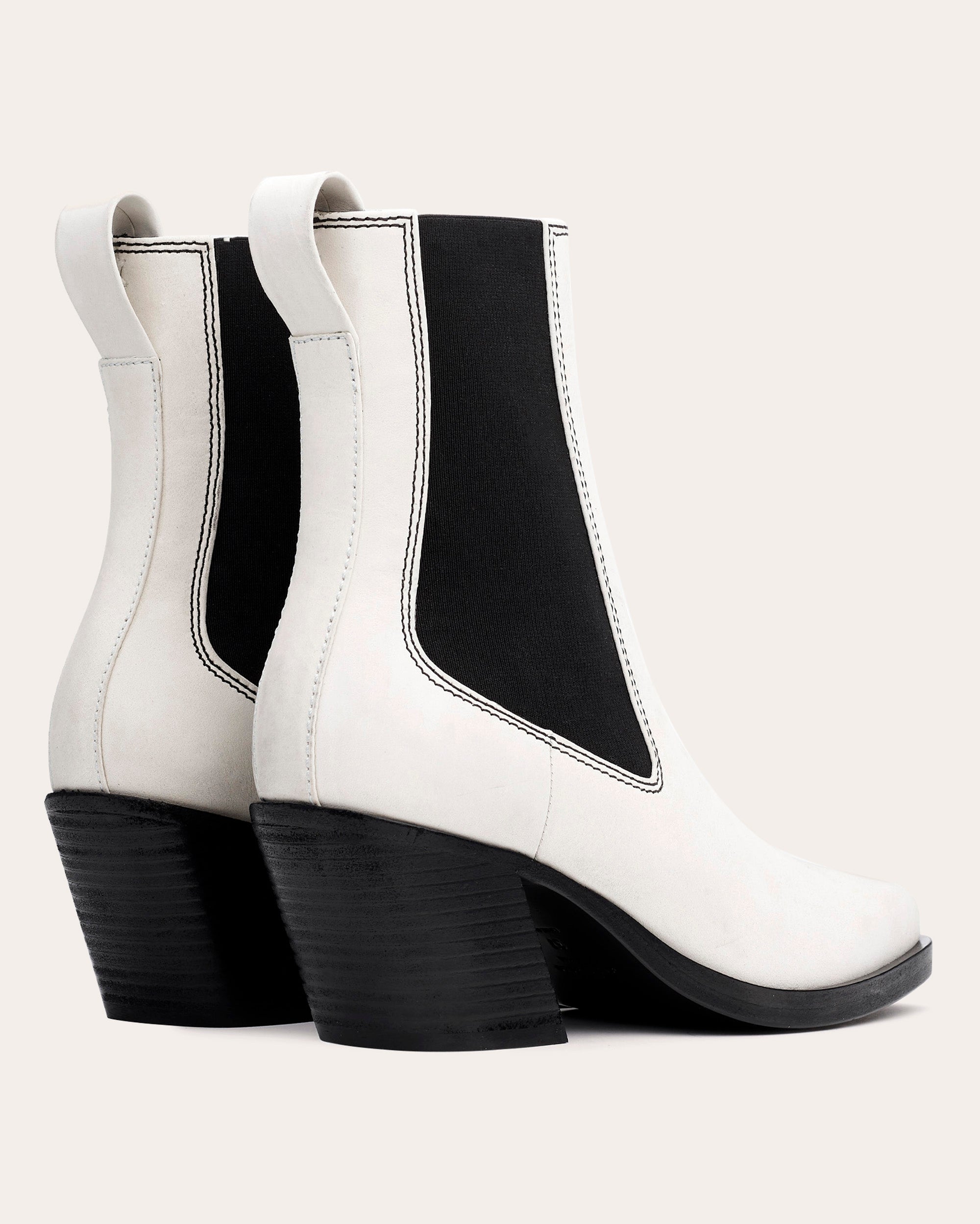 Axis Chelsea Boot