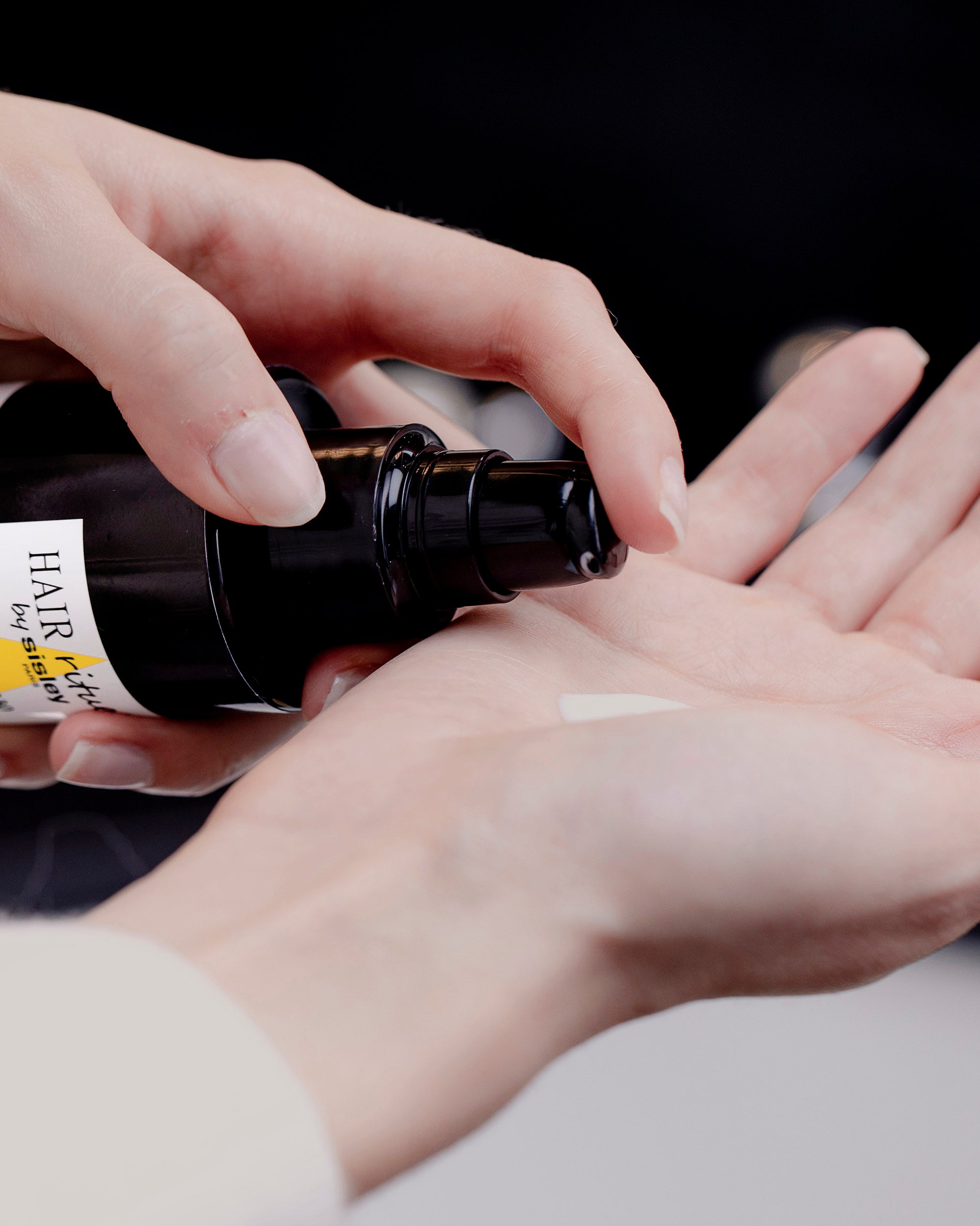 The Cream 230 Restorative and Thermo-Protective Action