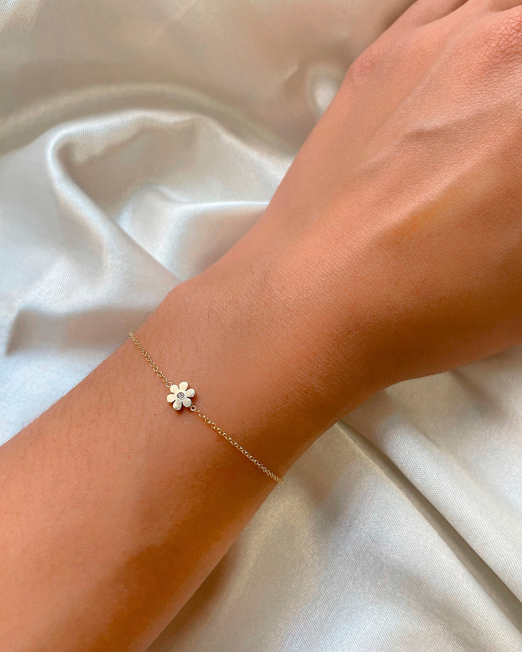 Flower 14K Gold Diamond Bracelet